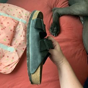 Birkenstock Shoes - used black birkenstock’s Birkenstock Shoes - used black birkenstock’s